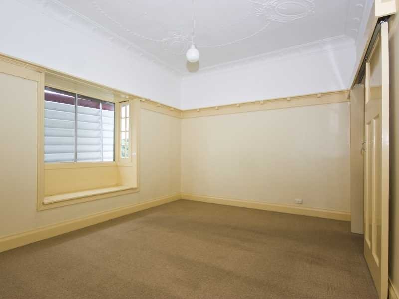 143 Eildon Road, Windsor QLD 4030