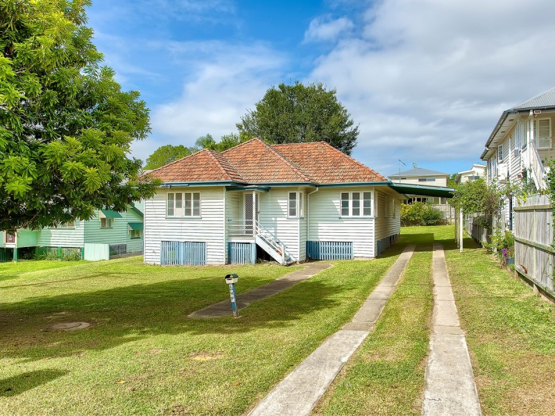 6 Allan Street, Kedron QLD 4031