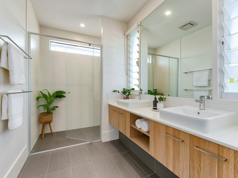 36 Seventh Avenue, Kedron QLD 4031