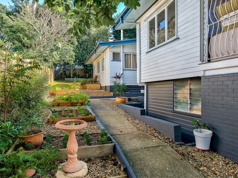 238 Appleby Road, Stafford Heights QLD 4053