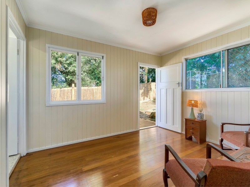 238 Appleby Road, Stafford Heights QLD 4053