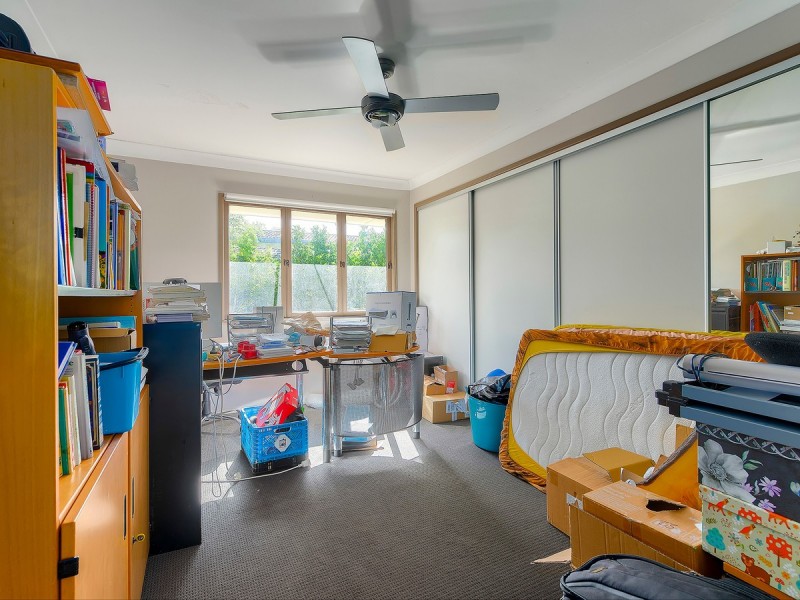 16 Euratha Street, Stafford Heights QLD 4053