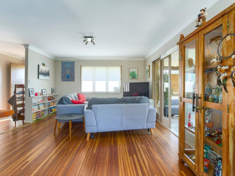 16 Euratha Street, Stafford Heights QLD 4053