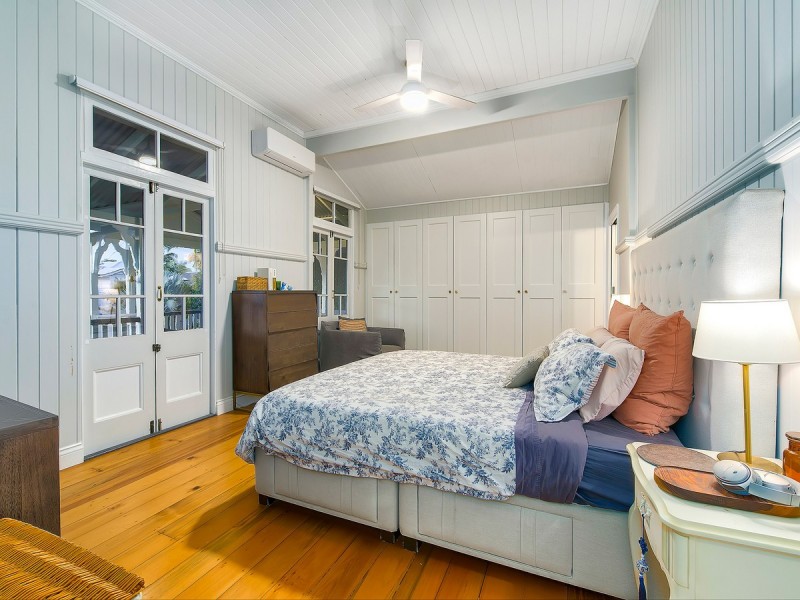 43 Seventh Avenue, Kedron QLD 4031