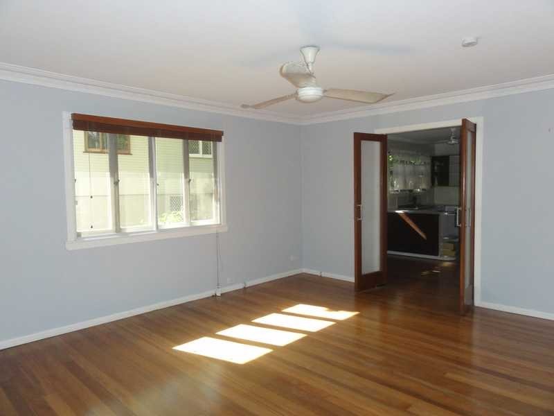 85 Wilgarning Street, Stafford Heights QLD 4053