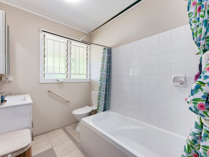 16 Nevin Street, Aspley QLD 4034