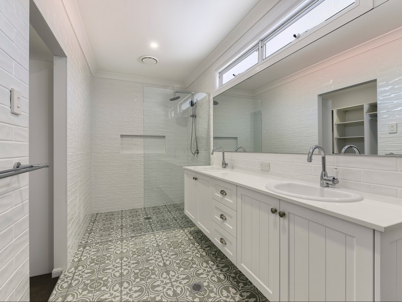 7 Maple Street, Wavell Heights QLD 4012