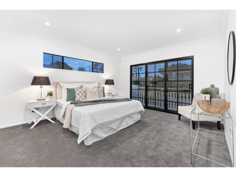 8 Pedley Street, Wavell Heights QLD 4012