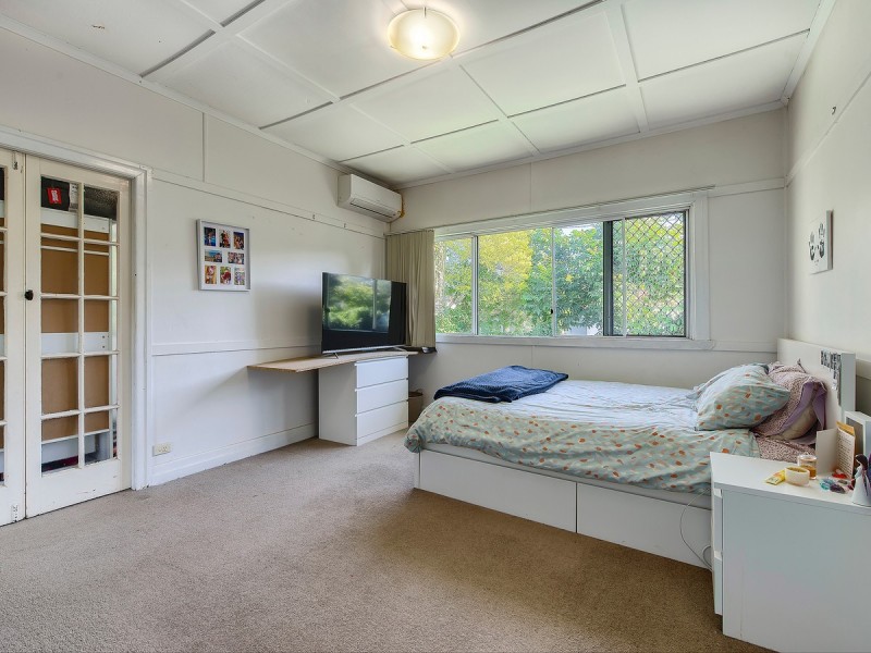 259 Webster Road, Stafford QLD 4053