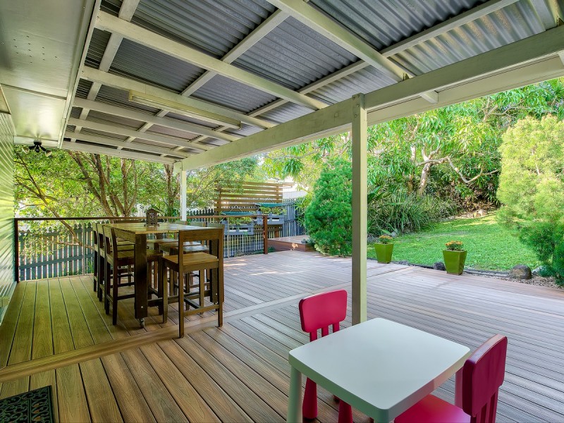 234 Kitchener Road, Stafford Heights QLD 4053