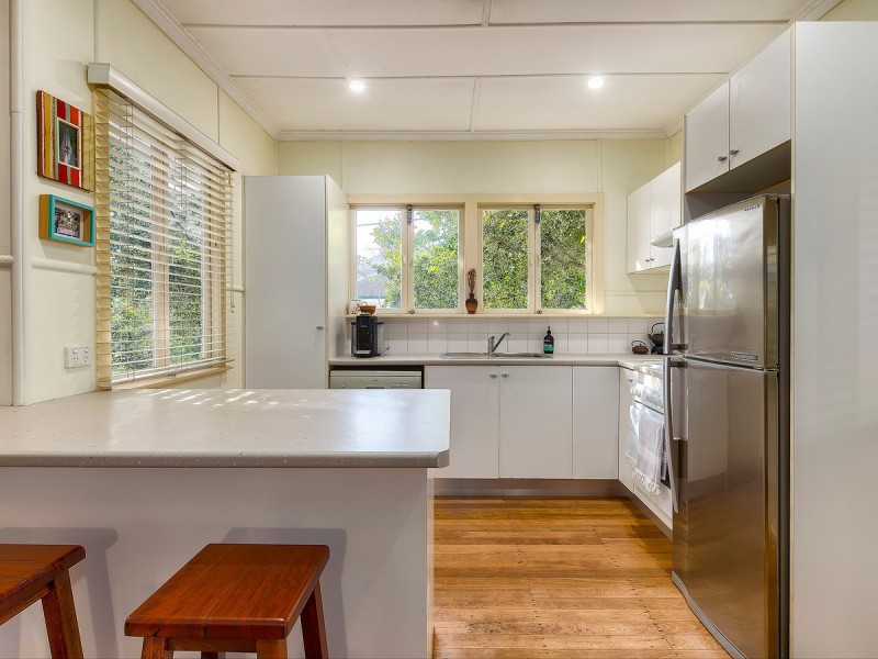 234 Kitchener Road, Stafford Heights QLD 4053