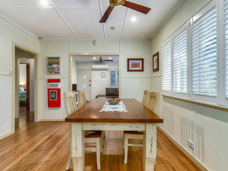 234 Kitchener Road, Stafford Heights QLD 4053