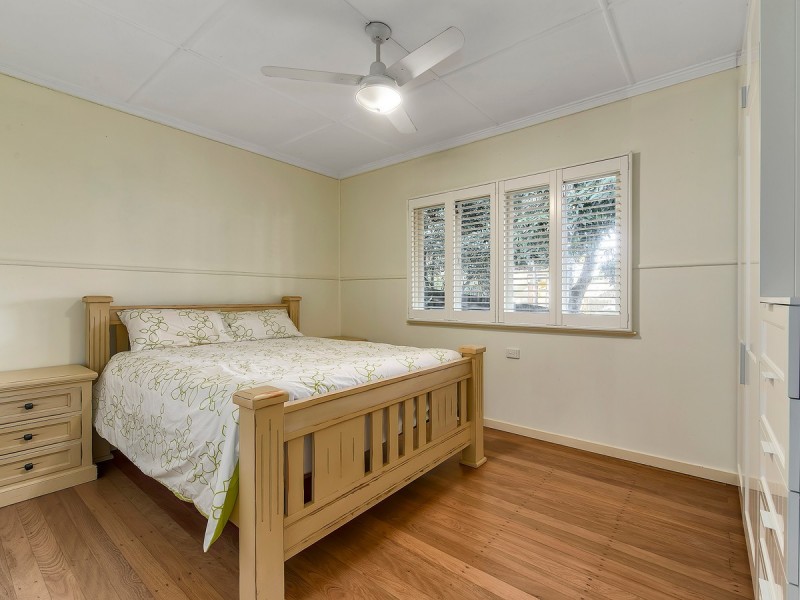 234 Kitchener Road, Stafford Heights QLD 4053