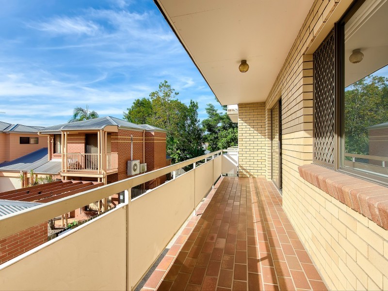 2/63 Groom Street, Gordon Park QLD 4031