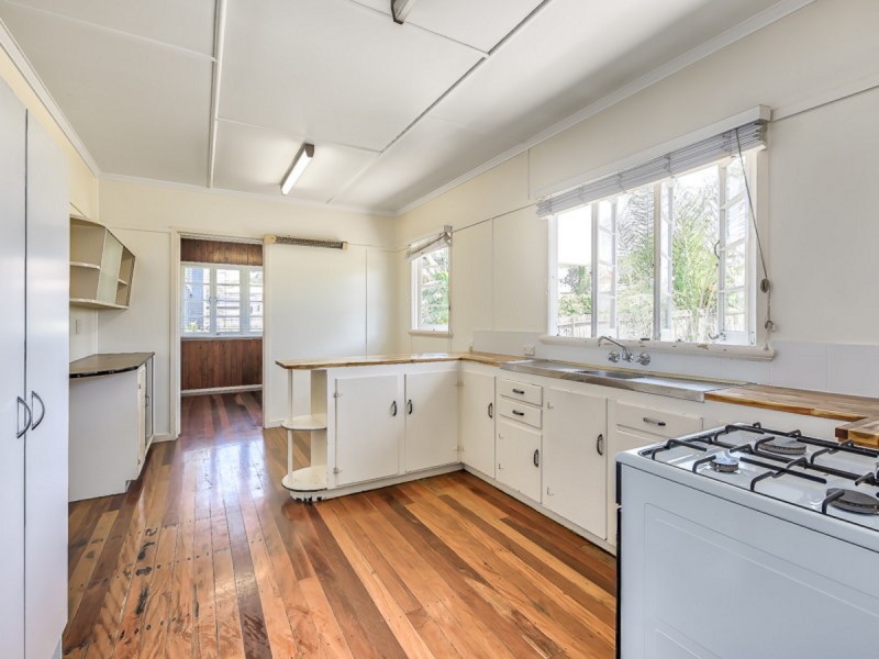 6 Harold Street, Stafford QLD 4053