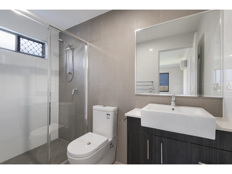 8/9 Nieppe Street, Kedron QLD 4031