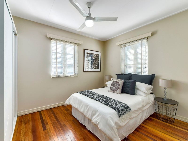 23 Theodore Street, Stafford QLD 4053