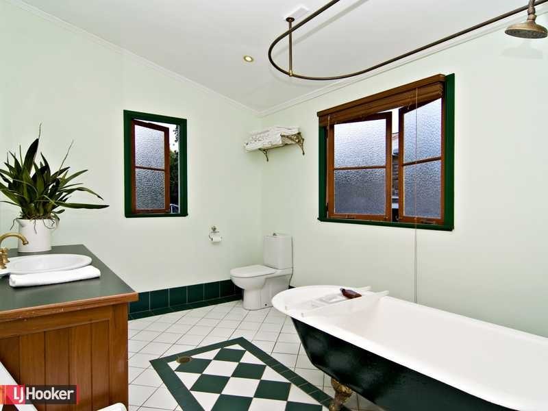 18 Goodall Street, Kedron QLD 4031