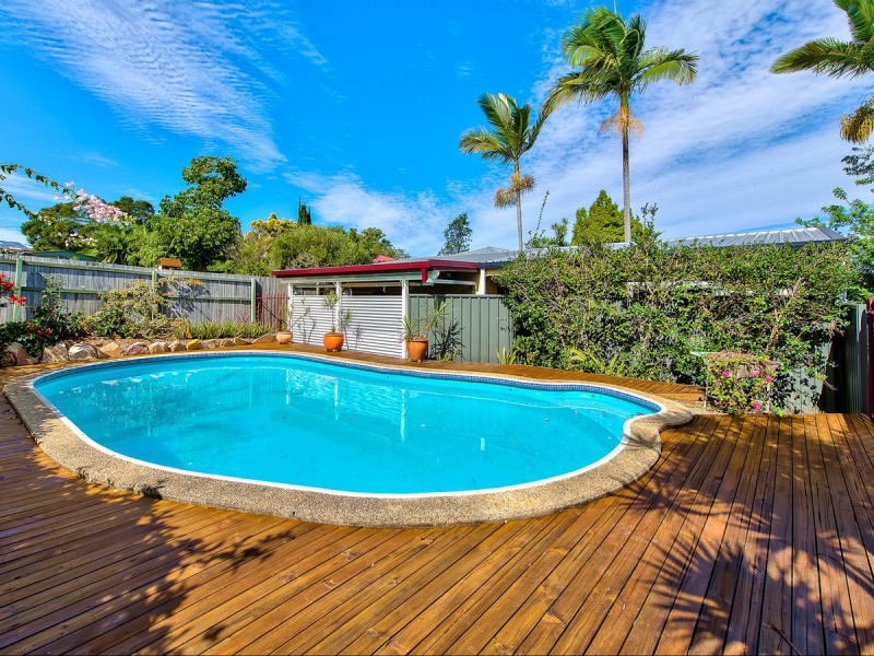 21 Dunedoo Street, Stafford QLD 4053