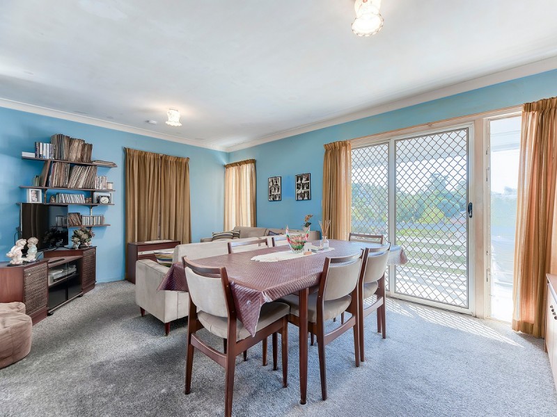 12 Bann Street, Stafford Heights QLD 4053