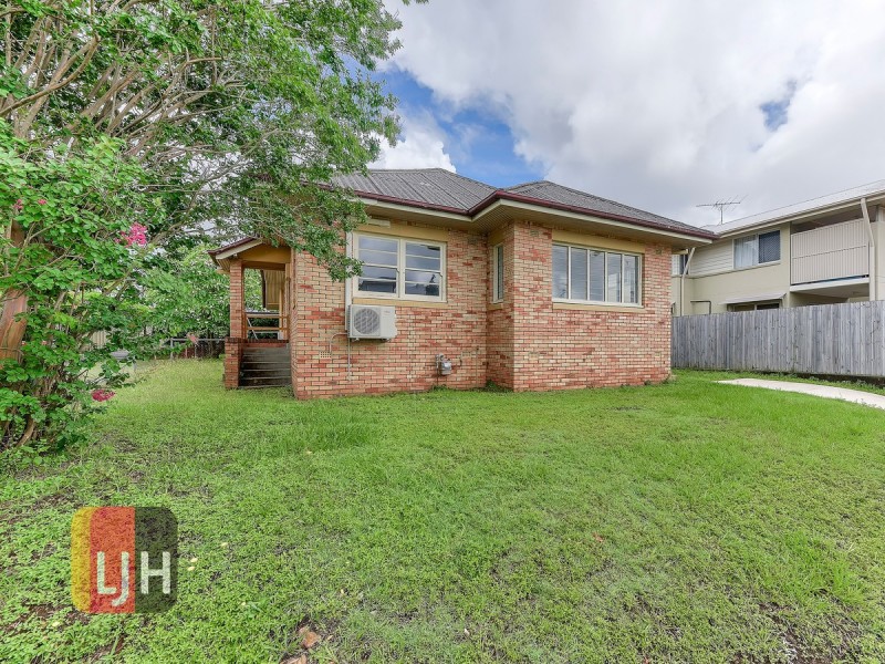 112 Webster Road, Stafford QLD 4053