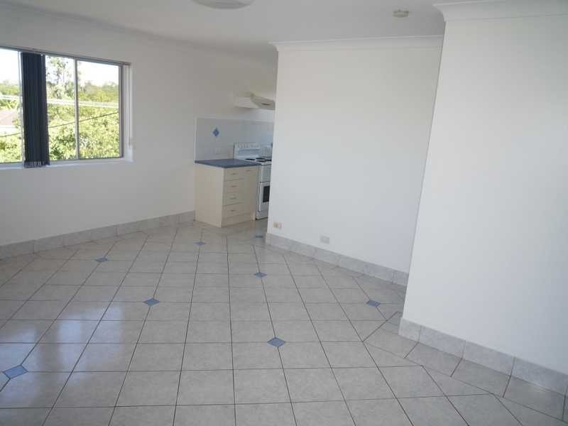 4/14 Foster Street, Newmarket QLD 4051