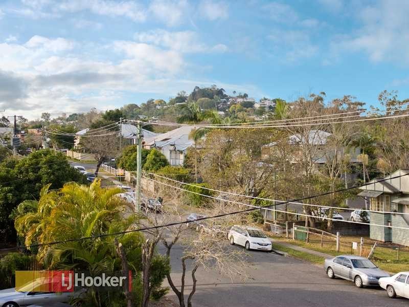 4/14 Foster Street, Newmarket QLD 4051