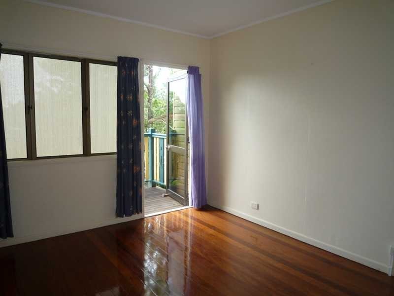 12 Rutherford Street, Stafford Heights QLD 4053