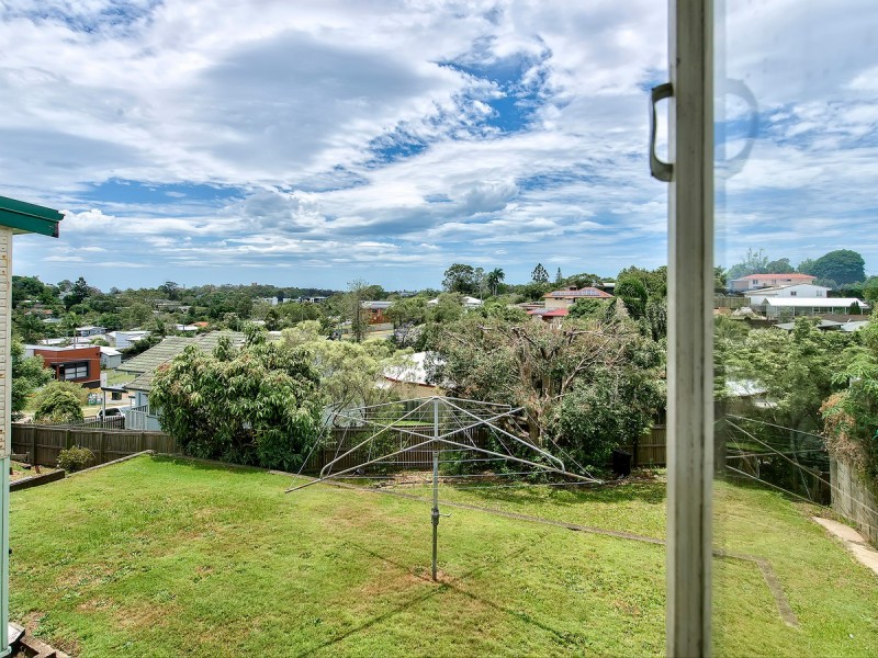 5 Beta Street, Stafford Heights QLD 4053