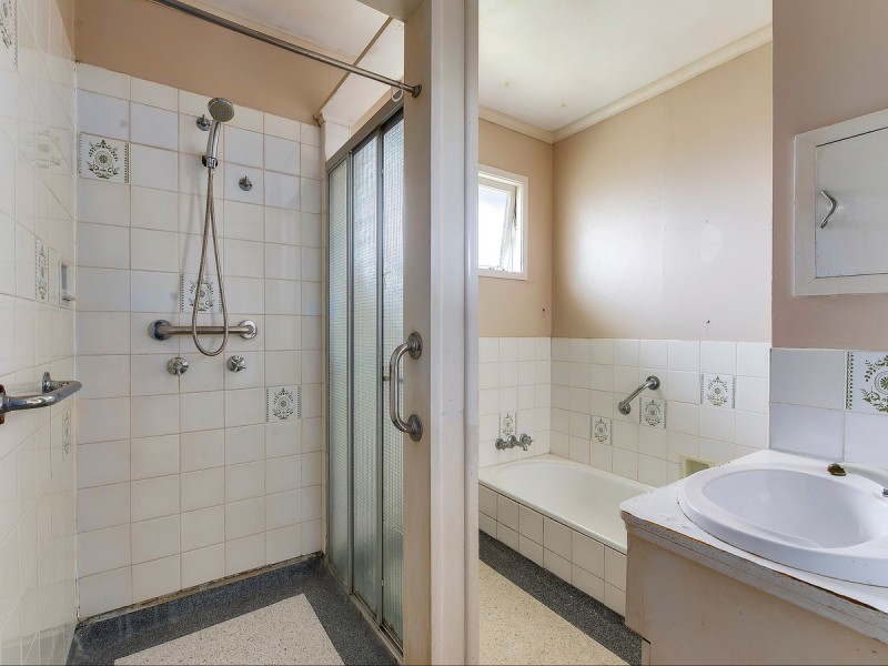 5 Beta Street, Stafford Heights QLD 4053