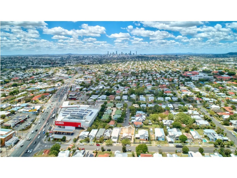 18 Caithness Street, Kedron QLD 4031