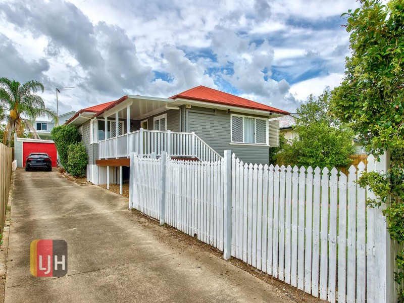 15 Benyon Street, Wavell Heights QLD 4012