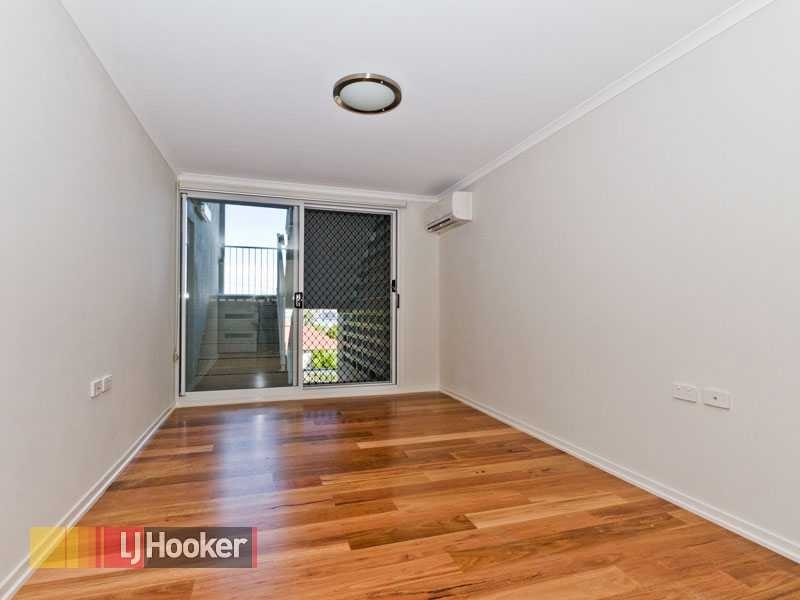 8/42 Toorak Road, Hamilton QLD 4007