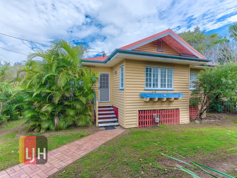 14 Waroon Street, Stafford QLD 4053