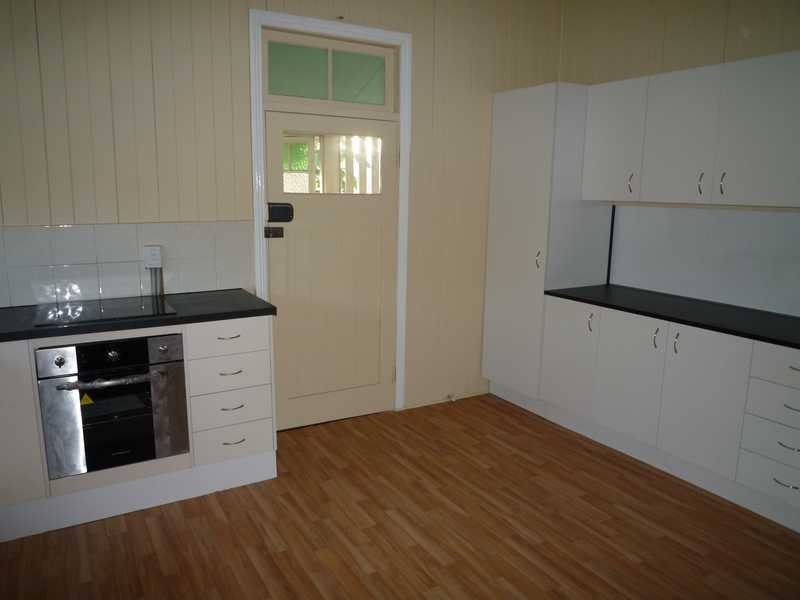 10 Scott Road, Herston QLD 4006