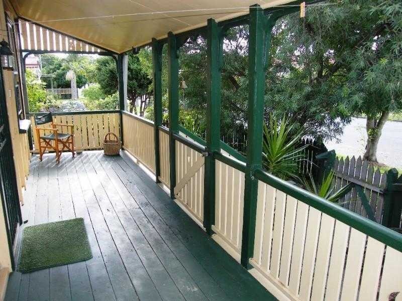 18 Broughton Road, Kedron QLD 4031