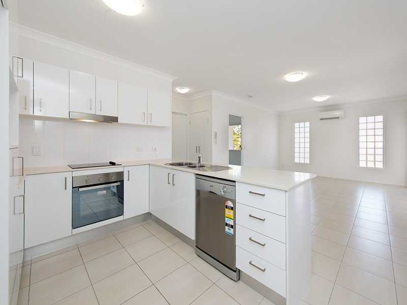 11/22 Birdwood Street, Zillmere QLD 4034