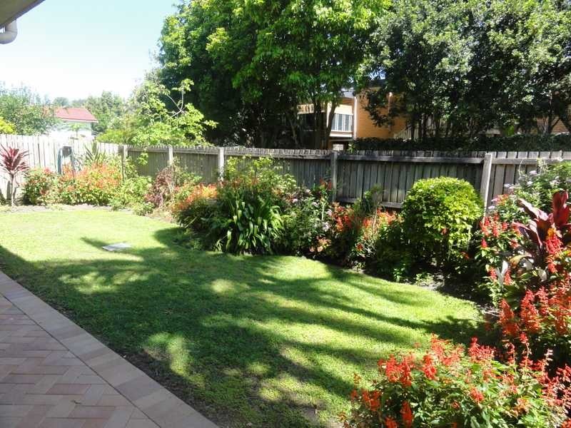 2/17 Mitchell Street, Kedron QLD 4031