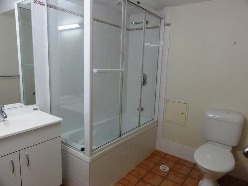 2/17 Mitchell Street, Kedron QLD 4031