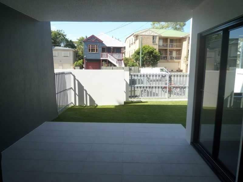 102/81-83 Lawson Street, Morningside QLD 4170