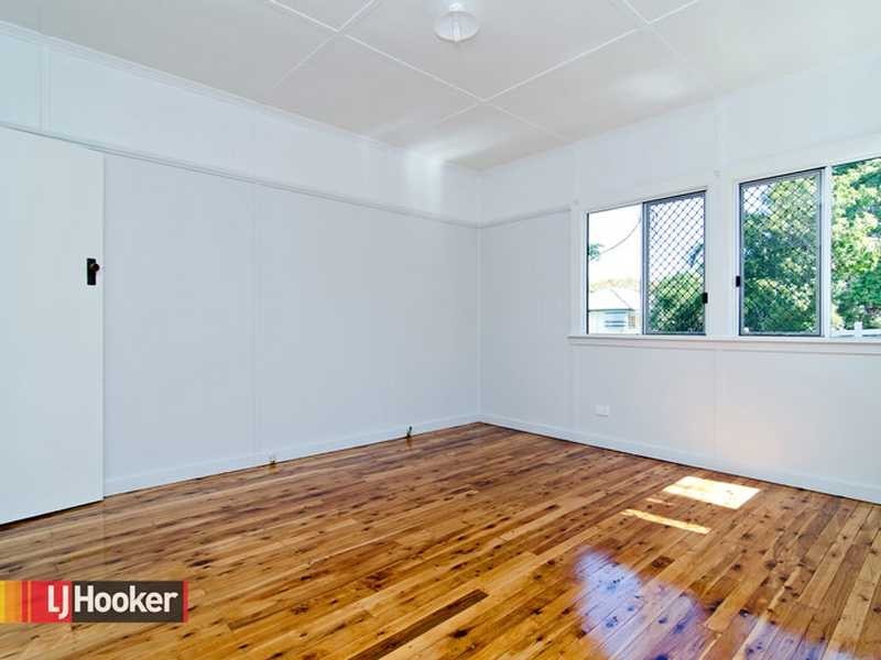 33 Hodgkinson Street, Chermside QLD 4032