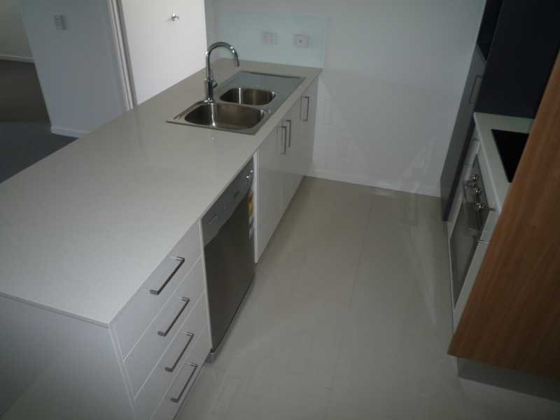 232/83 Lawson Street, Morningside QLD 4170