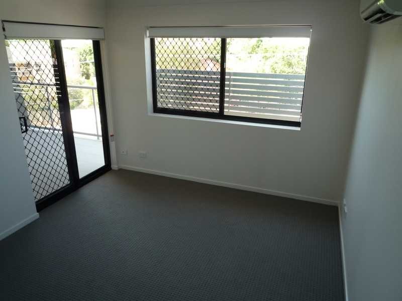 232/83 Lawson Street, Morningside QLD 4170