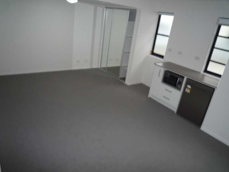 217/83 Lawson Street, Morningside QLD 4170