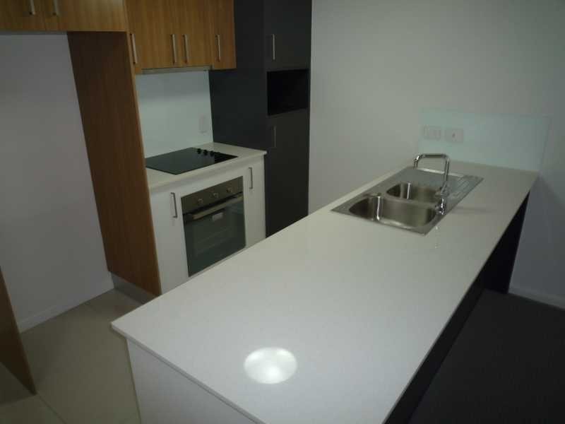 321/83 Lawson Street, Morningside QLD 4170