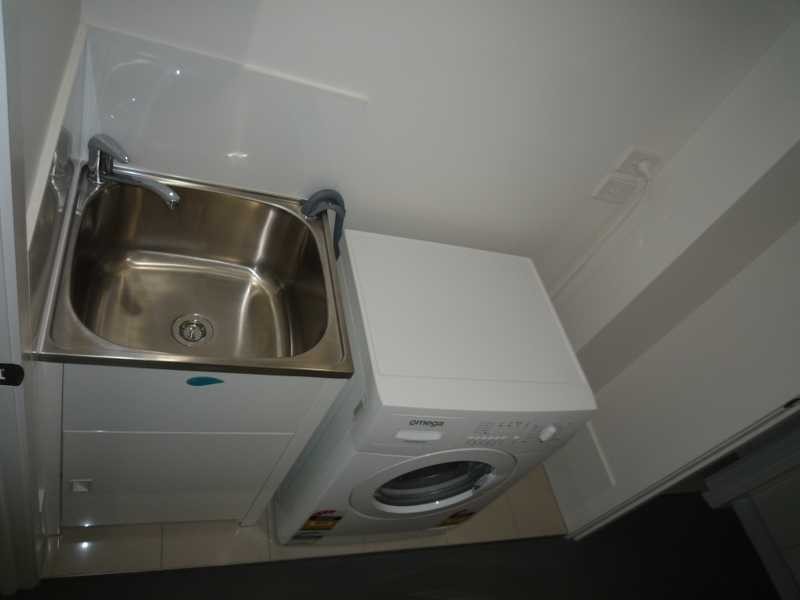 321/83 Lawson Street, Morningside QLD 4170