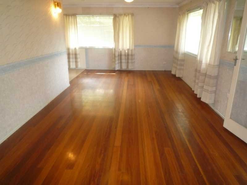 25 Doulton Street, Stafford Heights QLD 4053