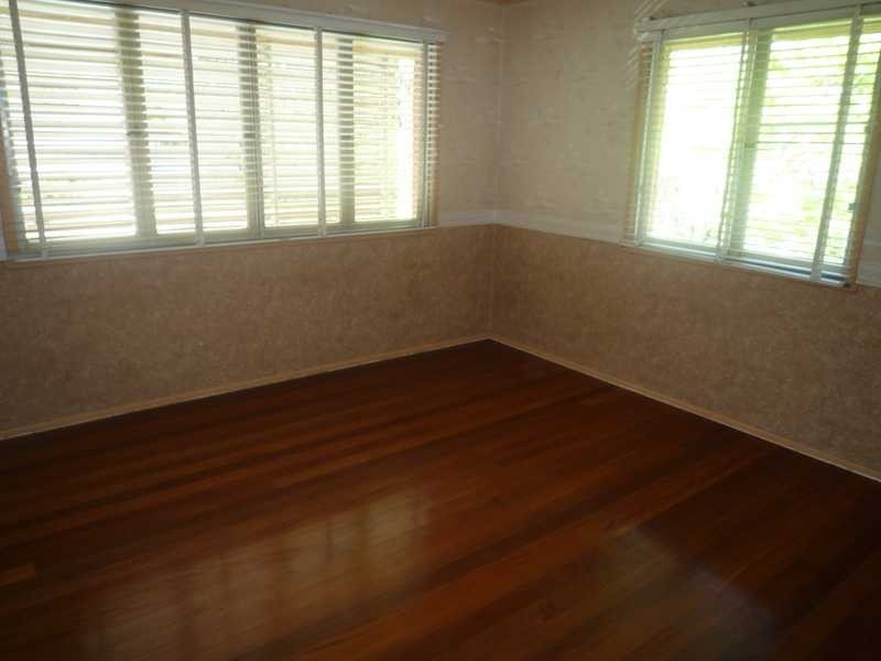 25 Doulton Street, Stafford Heights QLD 4053