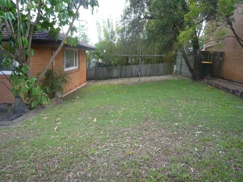 25 Doulton Street, Stafford Heights QLD 4053