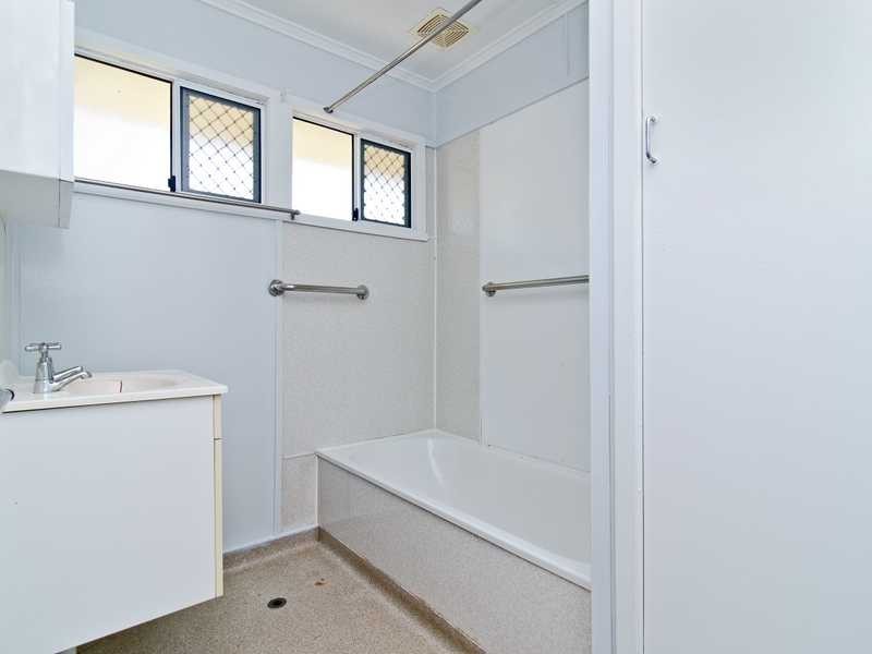 209 Appleby Road, Stafford Heights QLD 4053